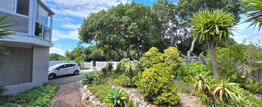 3 Bedroom Property for Sale in Kleinbaai Western Cape